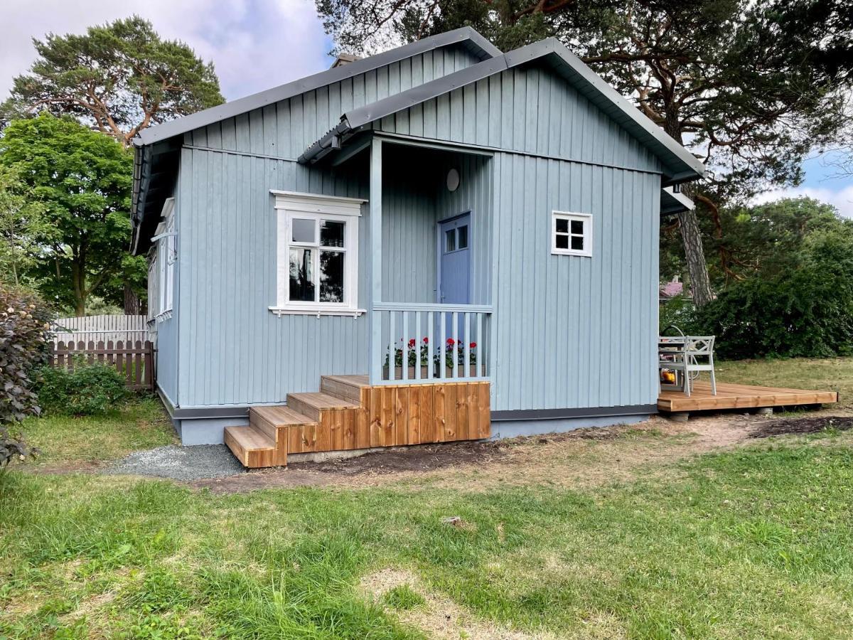 Moss And Pines By The Sea With Private Parking Ferienhaus Ventspils